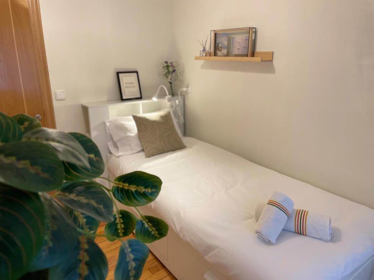 Coqueto Apartamento En El Centro De Santander Exteriör bild