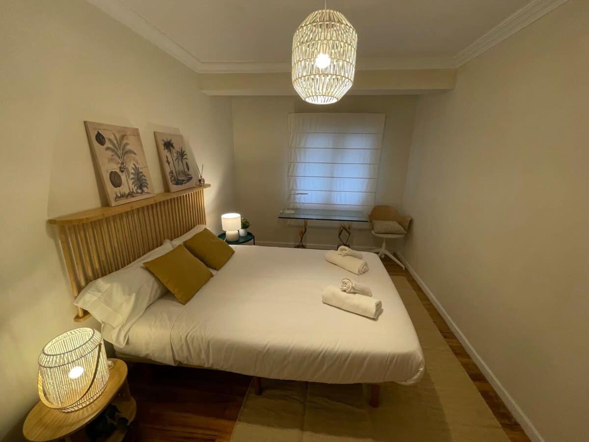Coqueto Apartamento En El Centro De Santander Exteriör bild