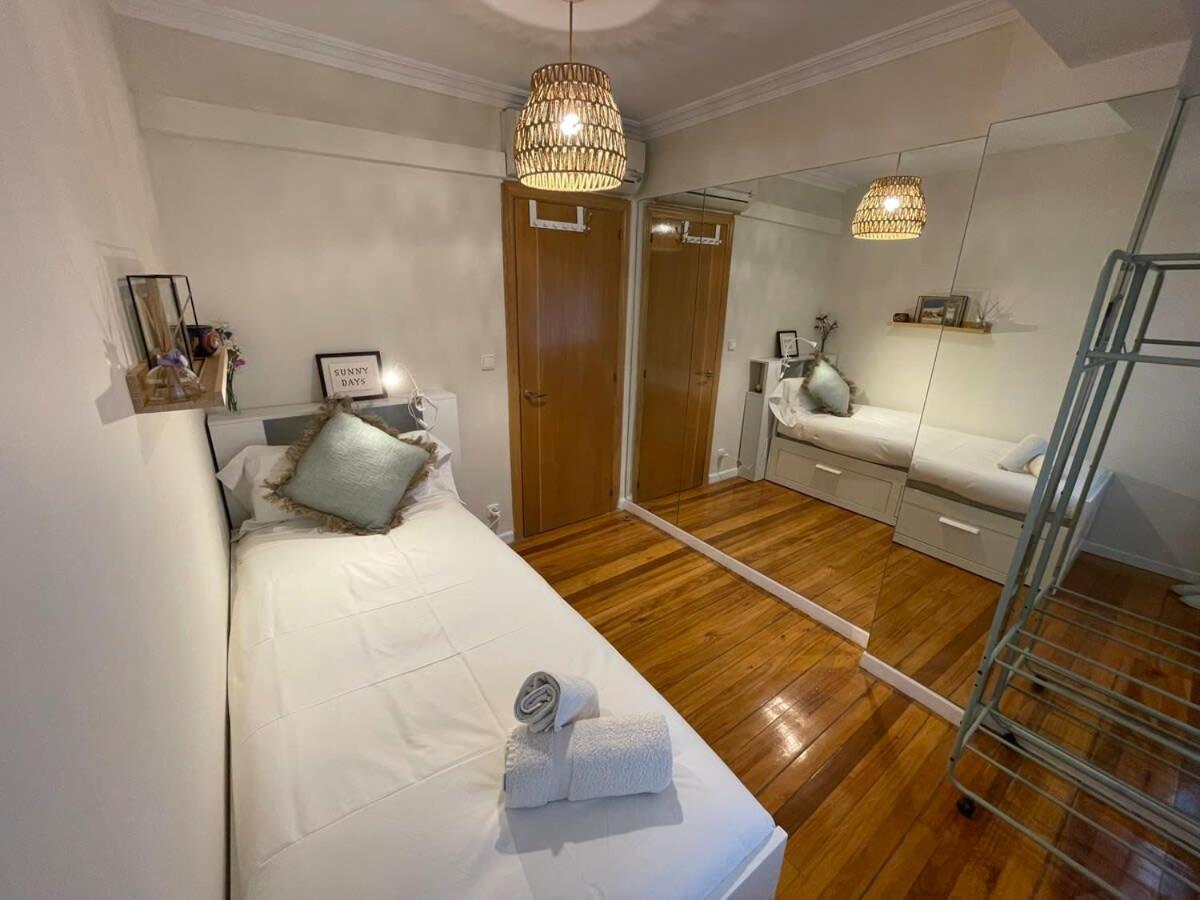 Coqueto Apartamento En El Centro De Santander Exteriör bild