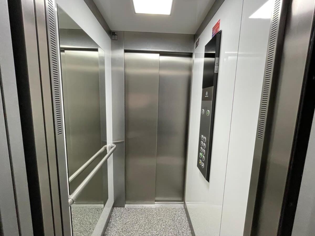Coqueto Apartamento En El Centro De Santander Exteriör bild